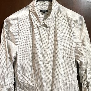 Black and white hidden button down blouse medium polka dot